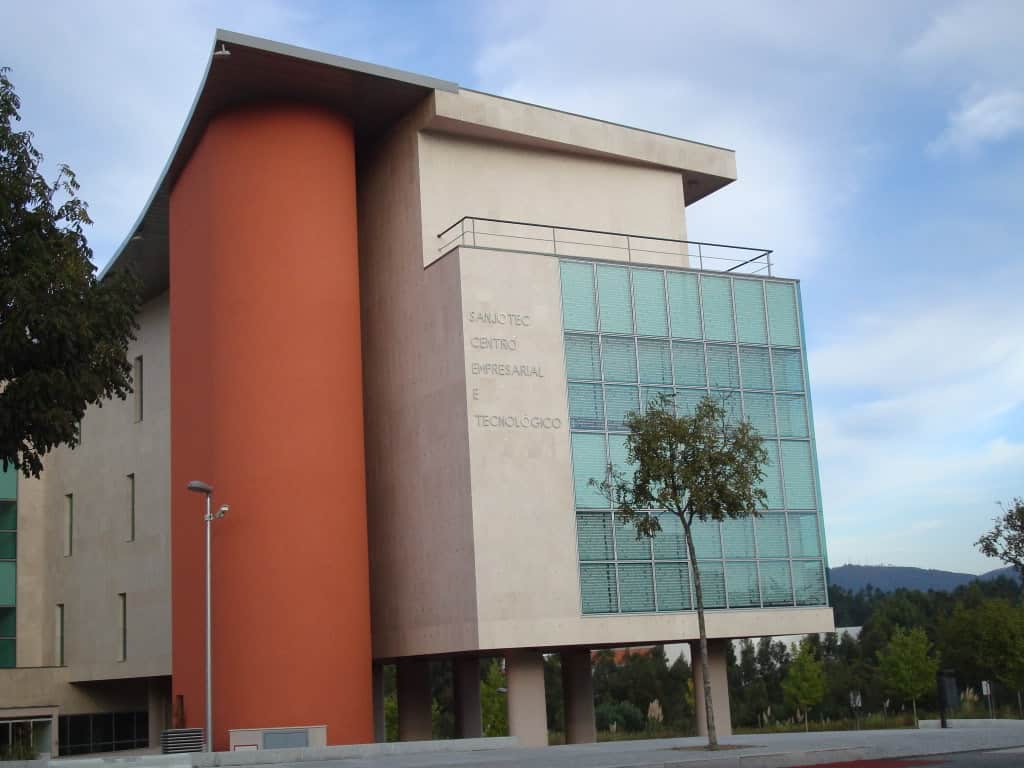 Edifício da Sanjotec.